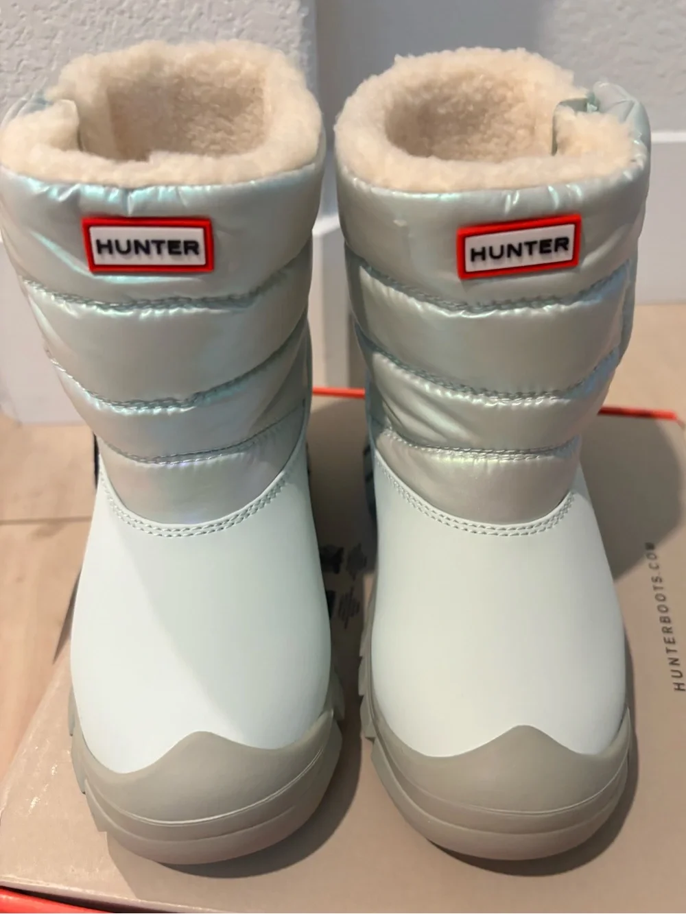 New in Box Hunter Girl's Intrepid Nebula Snow Boot